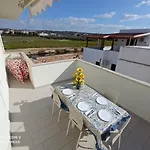 Apart-hotel Mamalina 3*